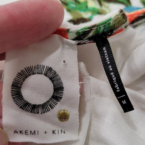 Anthropologie Akemi + Kin Floral Flowy Button Front Tank Size Medium - Picture 4 of 6